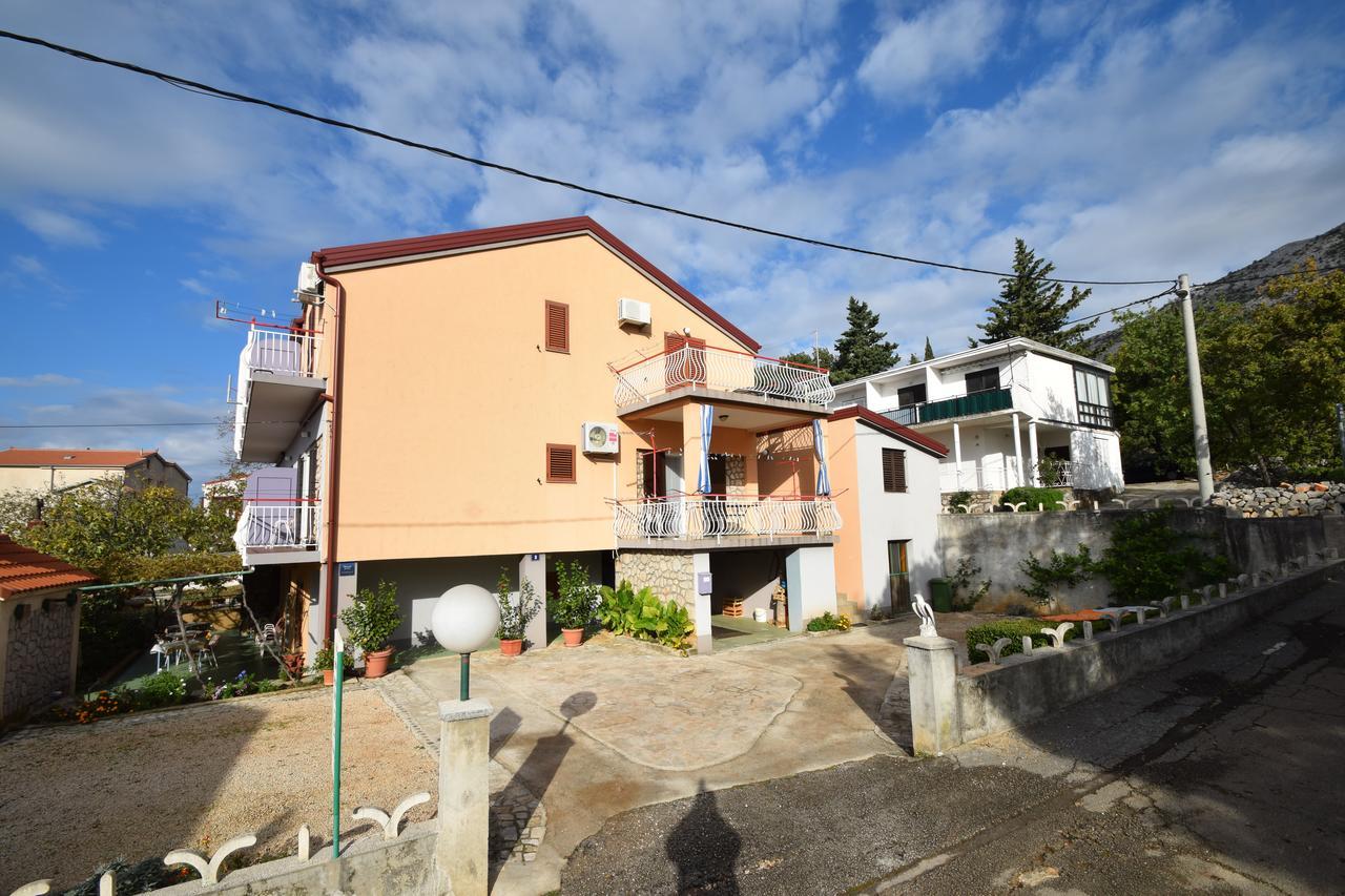 Apartments Mira Starigrad Paklenica Eksteriør bilde