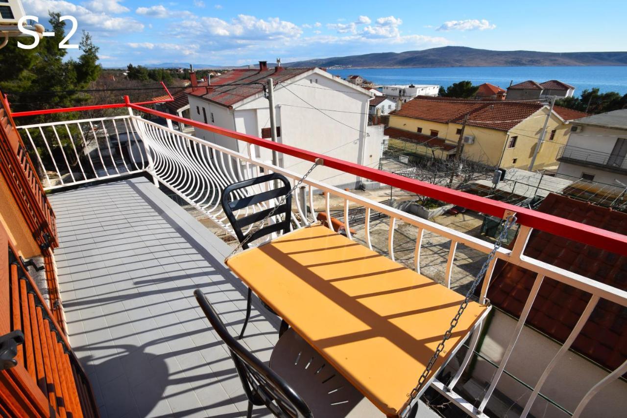 Apartments Mira Starigrad Paklenica Eksteriør bilde